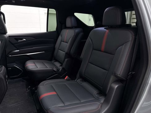 Used 2024 Chevrolet Traverse RS w/ LPO, Floor Liner Package AWD/4WD image 30