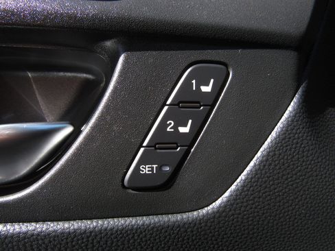 Used 2025 Honda CR-V Sport-L image 25