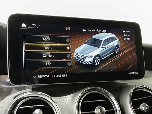 Certified 2022 Mercedes-Benz GLC 300 4MATIC image 23