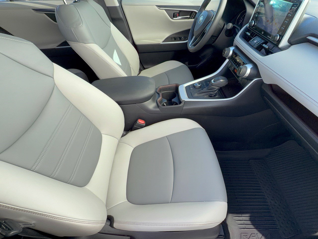 Certified 2021 Toyota RAV4 Limited AWD/4WD image 30