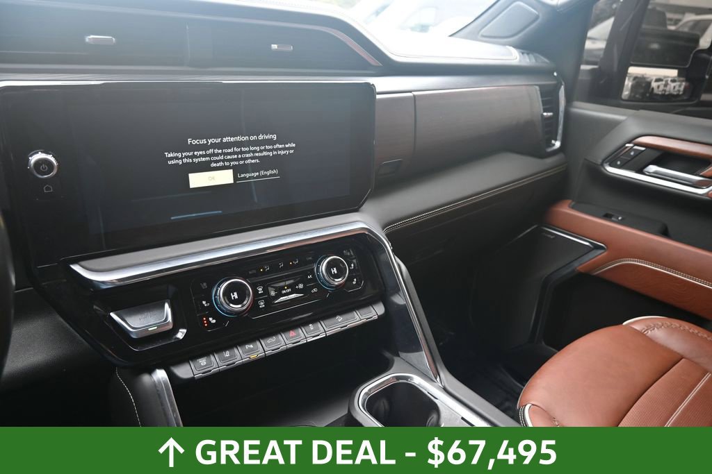 Used 2024 GMC Sierra 3500 Denali Ultimate AWD/4WD image 29