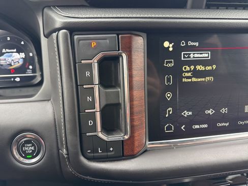 Used 2023 GMC Yukon XL Denali Ultimate image 21