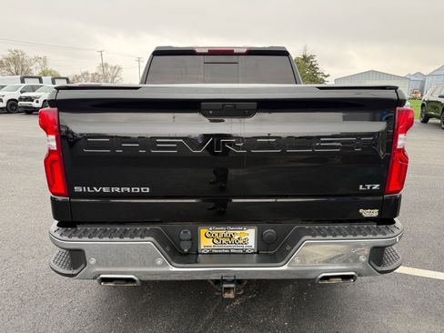 Used 2022 Chevrolet Silverado 1500 LTZ w/ LTZ Premium Package image 4