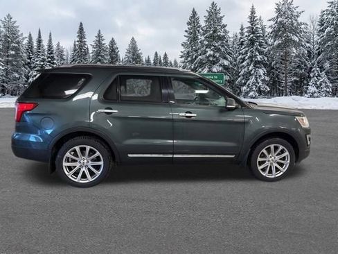 Used 2016 Ford Explorer Limited w/ Class II Trailer Tow Package image 7