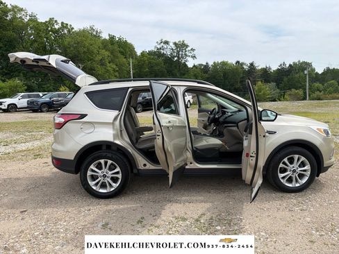Used 2018 Ford Escape SE FWD image 28
