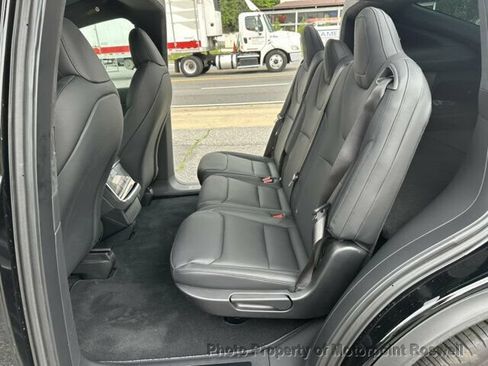 Used 2024 Tesla Model X AWD/4WD image 14