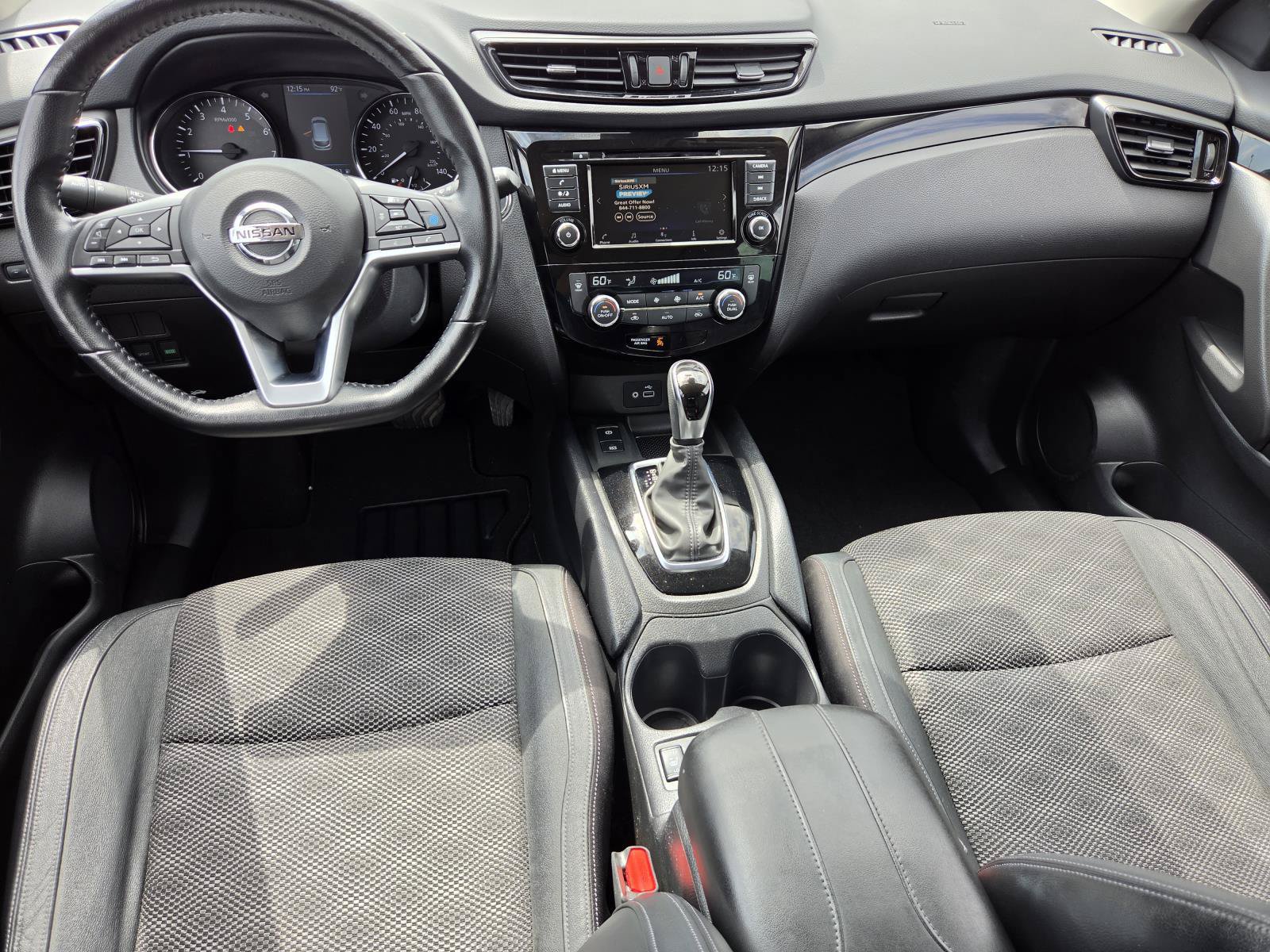Used 2022 Nissan Rogue Sport SV w/ Technology Package FWD image 15