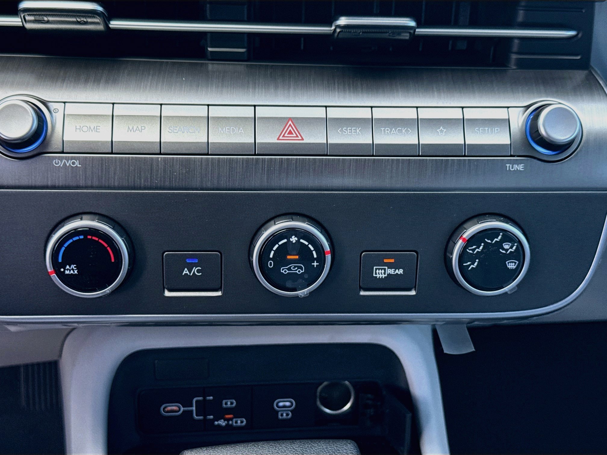 New 2027 Hyundai Kona SE FWD image 12