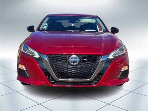 Used 2022 Nissan Altima 2.5 SR image 8