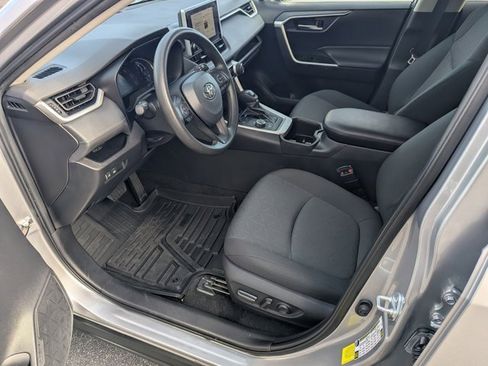 Used 2024 Toyota RAV4 XLE image 9