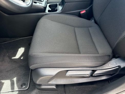 Used 2024 Honda CR-V LX image 19