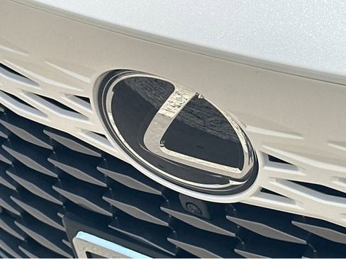 New 2026 Lexus RX 450h AWD image 42