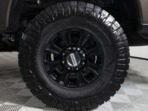 Used 2025 Ford F250 King Ranch w/ FX4 Off-Road Package AWD/4WD image 49