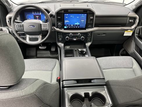 New 2025 Ford F150 XLT w/ Equipment Group 303A High image 4