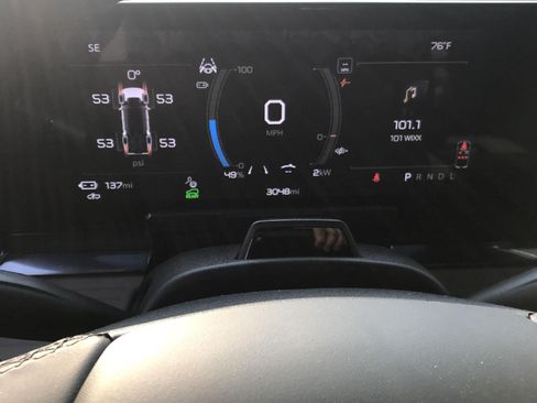 Used 2026 GMC Hummer EV SUV AWD/4WD image 40