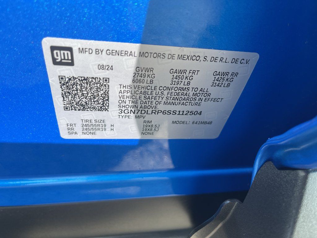 Used 2025 Chevrolet Equinox EV LT FWD image 30