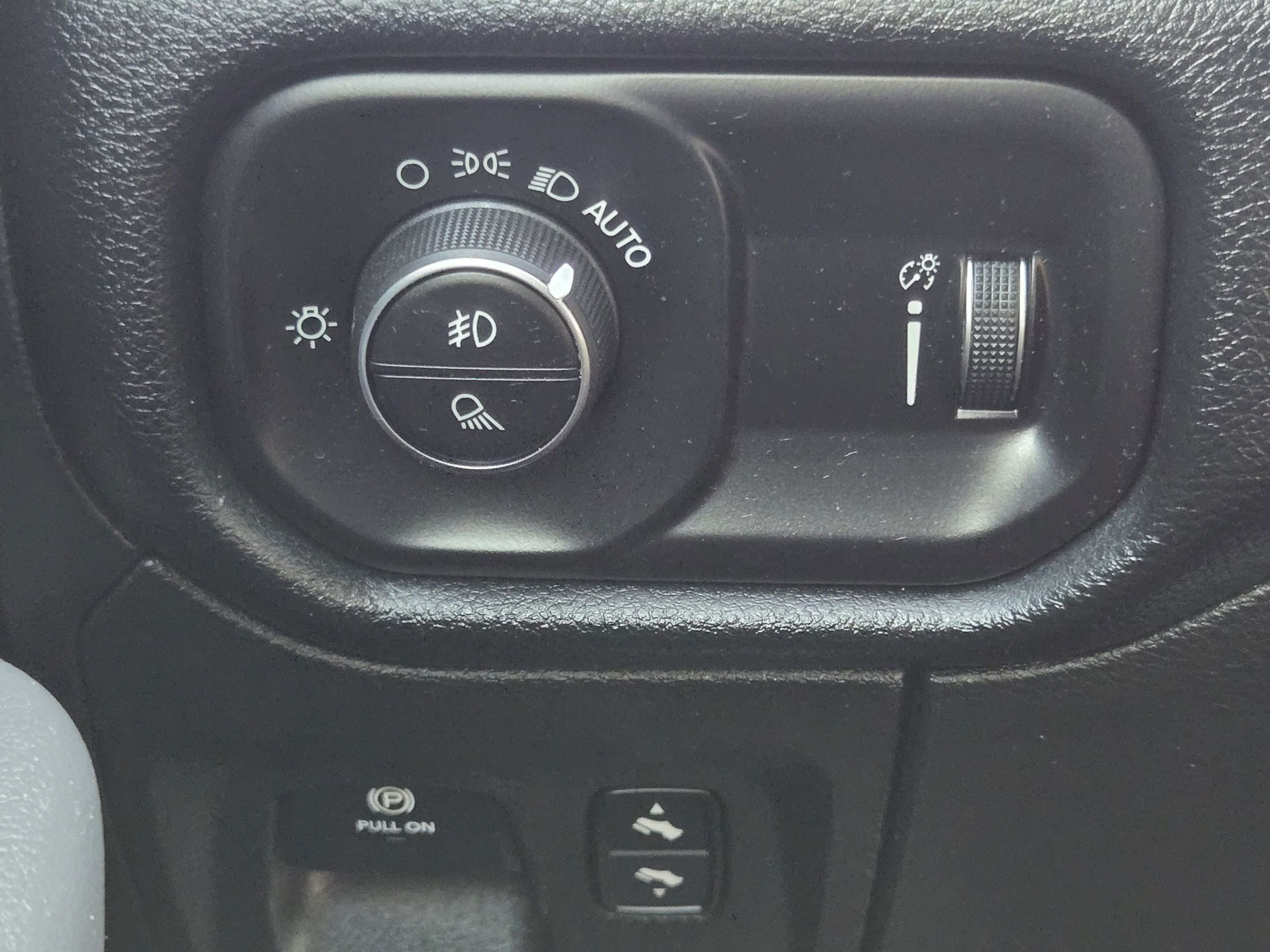 Used 2020 RAM 1500 Lone Star RWD image 20