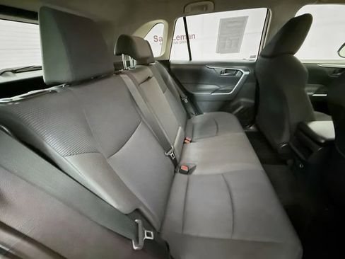 Used 2021 Toyota RAV4 LE image 24