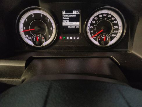 Used 2018 RAM 1500 Express w/ Express Value Package RWD image 23