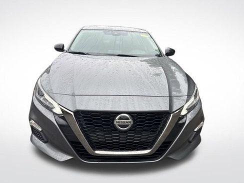 Used 2020 Nissan Altima 2.5 SR w/ Premium Package AWD/4WD image 8