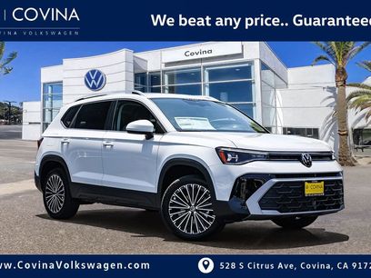New 2025 Volkswagen Taos SE