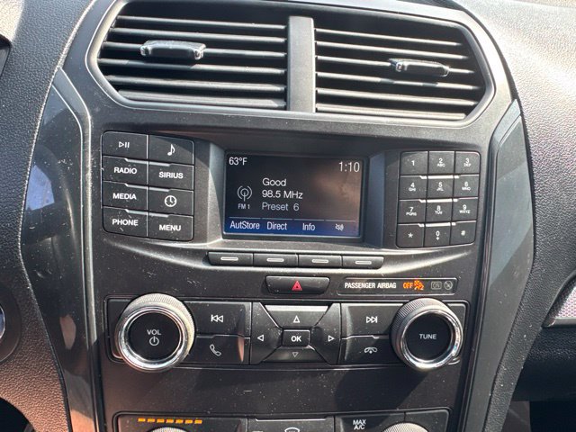 Used 2018 Ford Explorer XLT FWD image 18