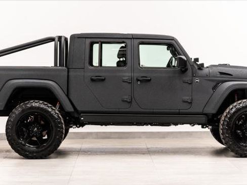 Used 2026 Jeep Gladiator Sport image 7