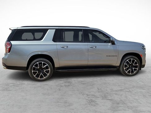 Used 2023 Chevrolet Suburban RST w/ Sport Performance Package AWD/4WD image 12