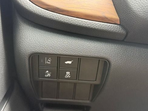 Used 2020 Honda CR-V Touring image 12