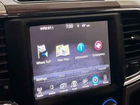 Used 2015 RAM 2500 Laramie w/ Convenience Group image 23