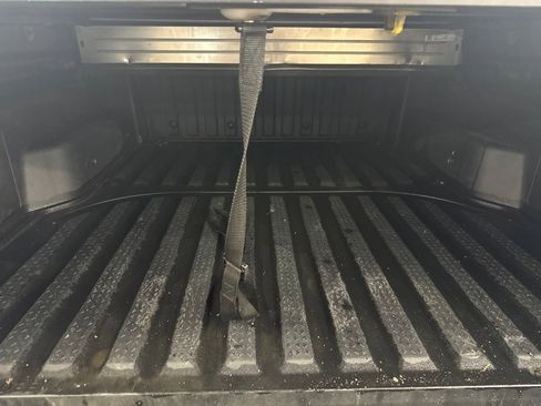 Used 2022 Hyundai Santa Cruz SEL Premium image 23