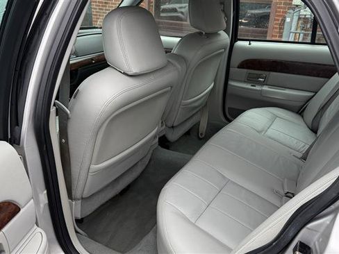 Used 2005 Mercury Grand Marquis LS image 11