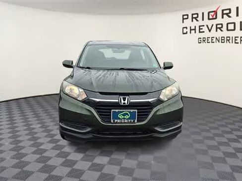 Used 2018 Honda HR-V LX image 3