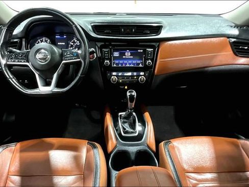 Used 2019 Nissan Rogue SL AWD/4WD image 10