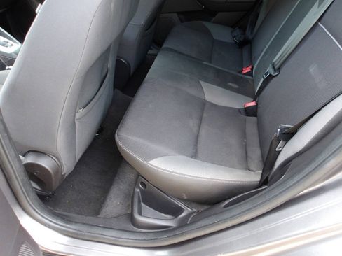 Used 2013 Ford Focus SE FWD image 21