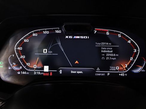 Used 2023 BMW X6 M50i w/ Executive Package image 4