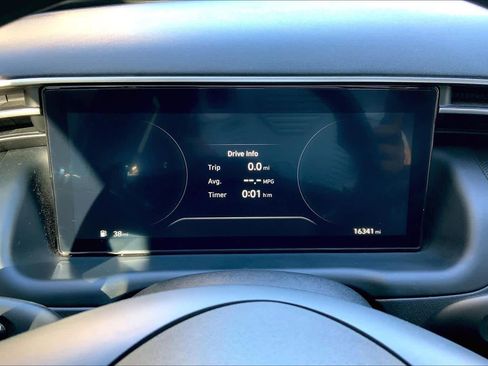 Used 2024 Hyundai Santa Cruz Night image 25