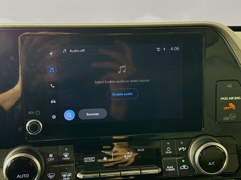 Certified 2023 Toyota Highlander LE image 14