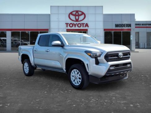Certified 2024 Toyota Tacoma SR5 w/ SR5 Upgrade Package RWD image 8