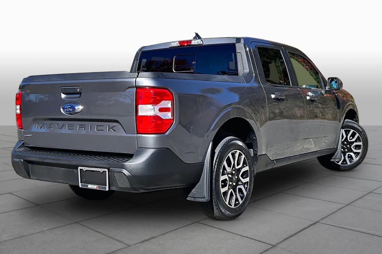 Used 2023 Ford Maverick Lariat FWD image 13