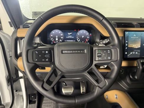 Certified 2025 Land Rover Defender 110 V8 AWD/4WD image 17