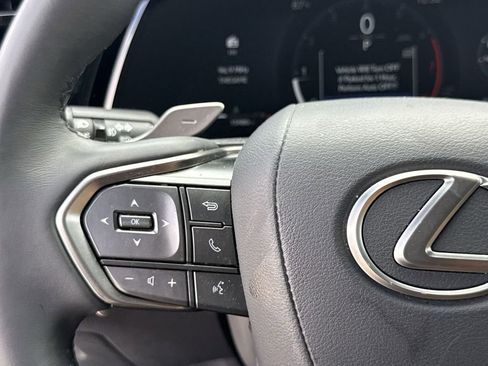 Used 2025 Lexus RX 350 FWD w/ Technology Package image 26