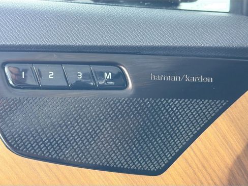 Certified 2023 Volvo XC90 B5 Plus w/ Protection Package Premier image 19