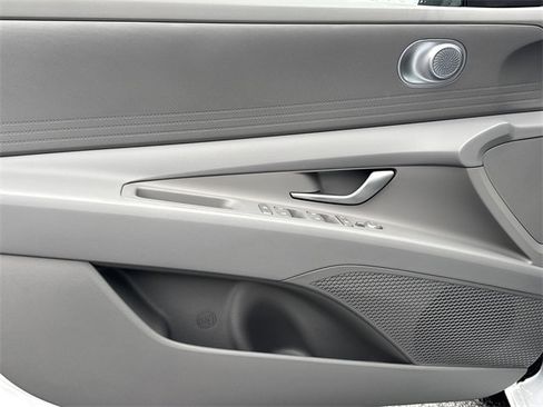 New 2026 Hyundai Elantra Blue image 10