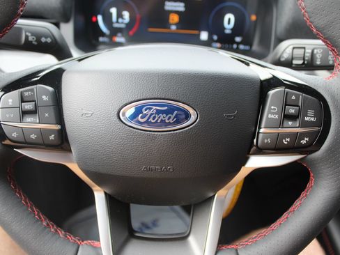 New 2026 Ford Explorer ST-Line AWD/4WD image 28