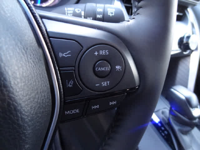 Used 2021 Toyota Venza XLE w/ Softex Package AWD/4WD image 20