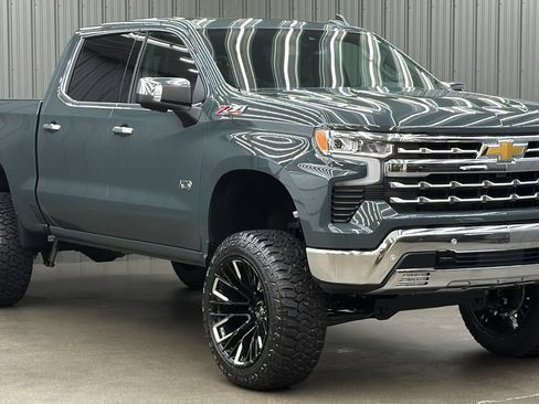 Used 2026 Chevrolet Silverado 1500 LTZ w/ LTZ Premium Package AWD/4WD image 7