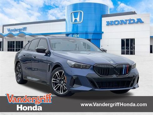 Used 2024 BMW 530i w/ M Sport Package image 1