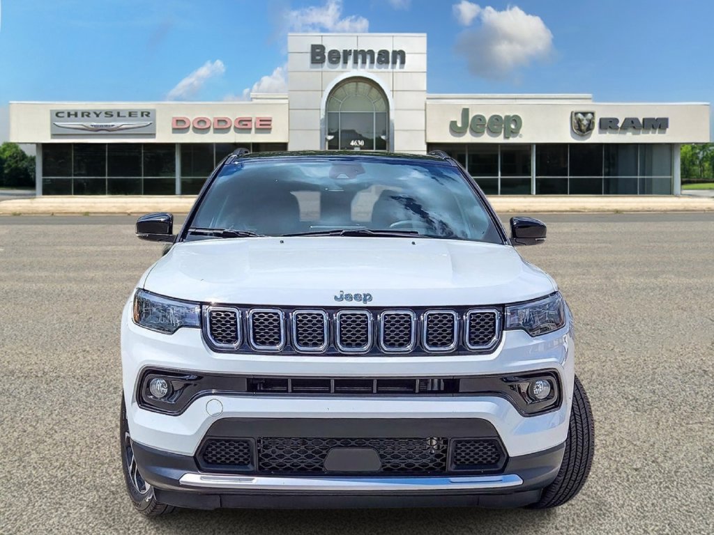 Used 2024 Jeep Compass Limited AWD/4WD image 5