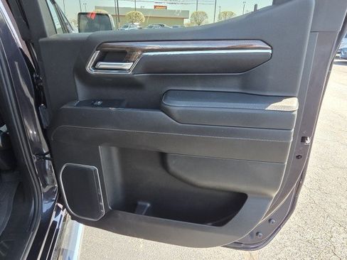 Used 2023 Chevrolet Silverado 1500 LT image 22